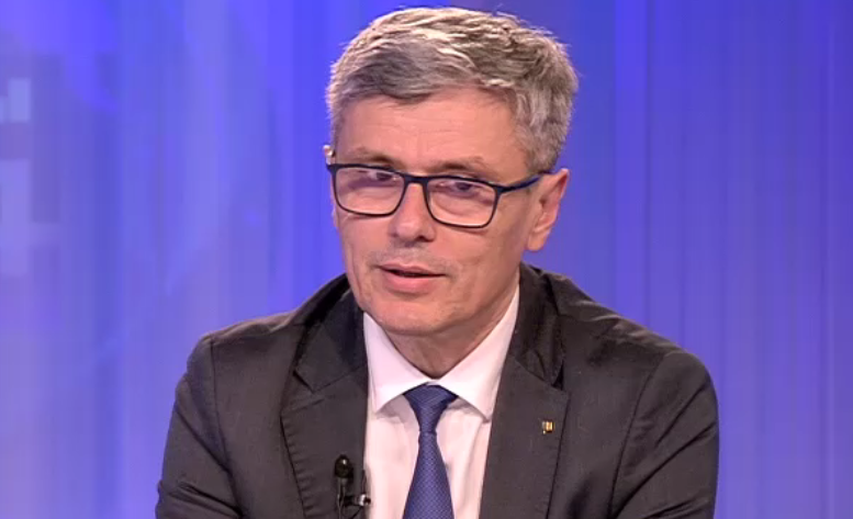 Virgil Popescu: „Niciun liberal nu va accepta ca PSD să-i schimbe premierul“