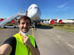 MAN TRAVELS 4 MILLION MILES TO DINE IN DIFFERENT AIRPLANES