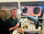 MAN TRAVELS 4 MILLION MILES TO DINE IN DIFFERENT AIRPLANES