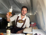 MAN TRAVELS 4 MILLION MILES TO DINE IN DIFFERENT AIRPLANES