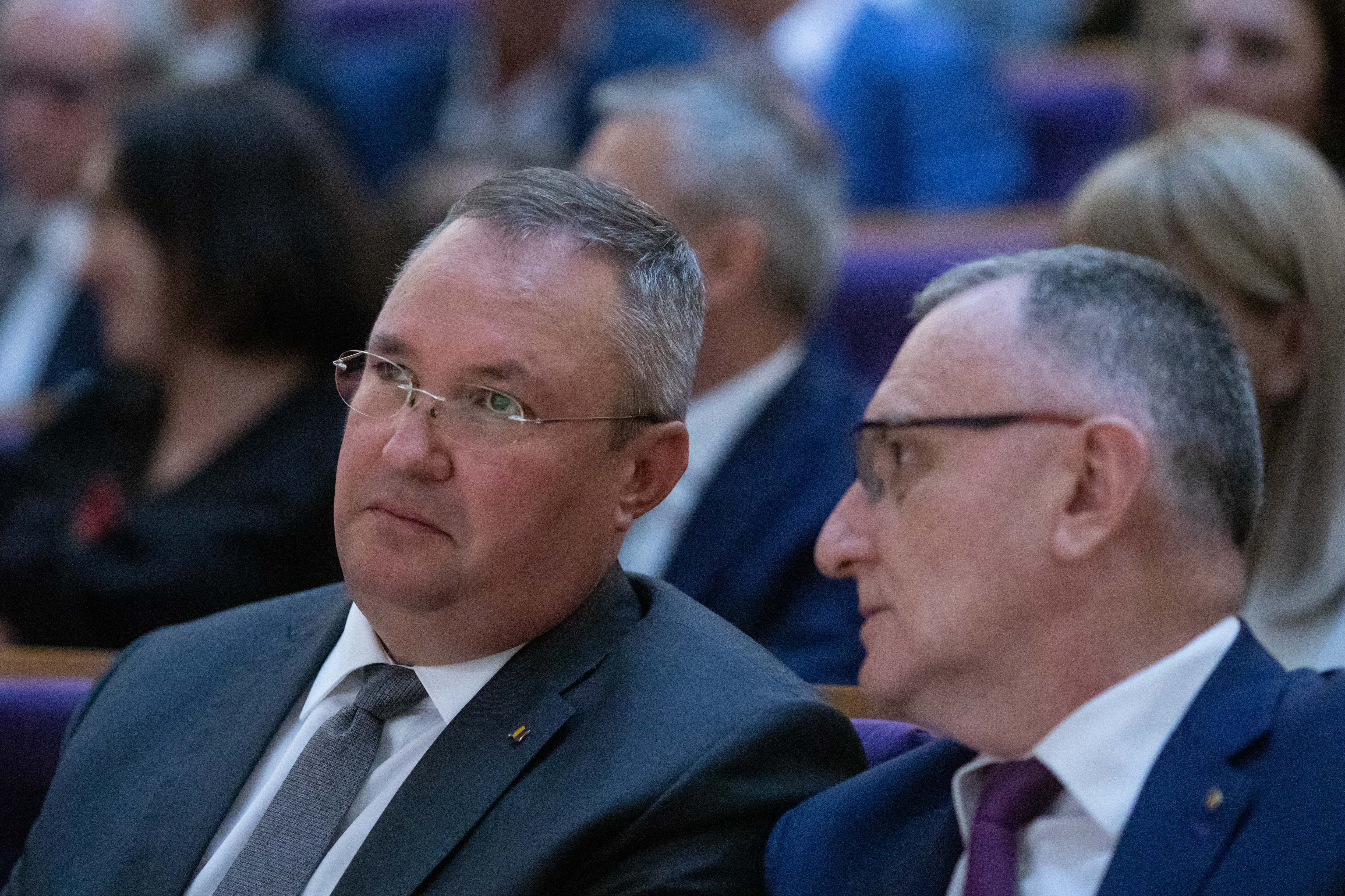 Nicolae Ciucă: Îi mulțumesc ministrului Cîmpeanu pentru modul în care a înțeles să se sacrifice