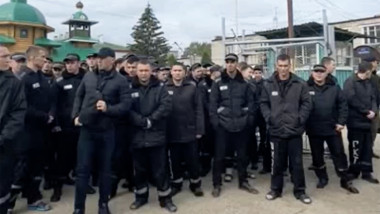deținuți într-o închisoare din Rusia