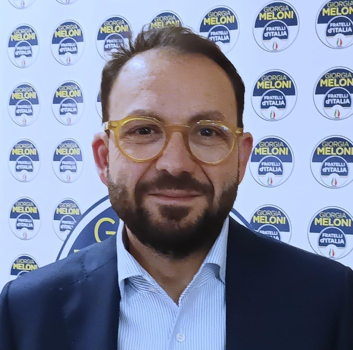 Un candidat din partidul Giorgiei Meloni, Fratelli d'Italia, a fost suspendat după ce l-a omagiat pe Hitler pe reţelele sociale