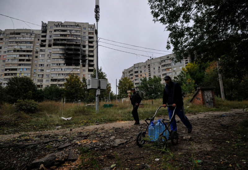 Destruction after Russian shelling in Kharkiv, Ukraine - 20 Sept 2022