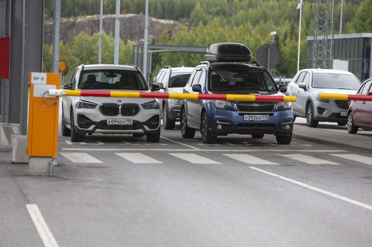 Finlanda va restrânge şi mai mult, sau chiar va interzice complet accesul ruşilor în țară