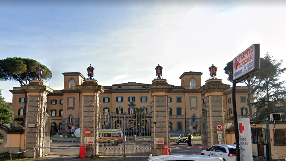 25 de oameni au năvălit într-un spital și i-au luat la bătaie pe doi români, la Roma