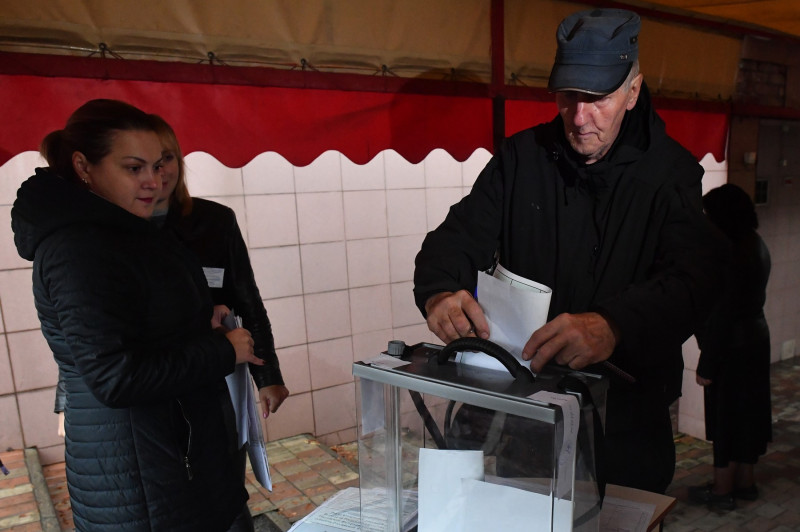 DPR LPR Russia Joining Referendum