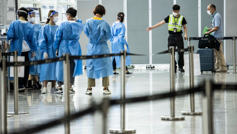 Hong Kong renunţă la măsura controversată de carantină în hoteluri pentru persoanele care sosesc din străinătate
