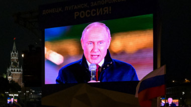 Vladimir Putin, prezent la concertul din Piața Roșie prin care rușii sărbătoresc anexarea ilegală a celor patru regiuni ucrainene.