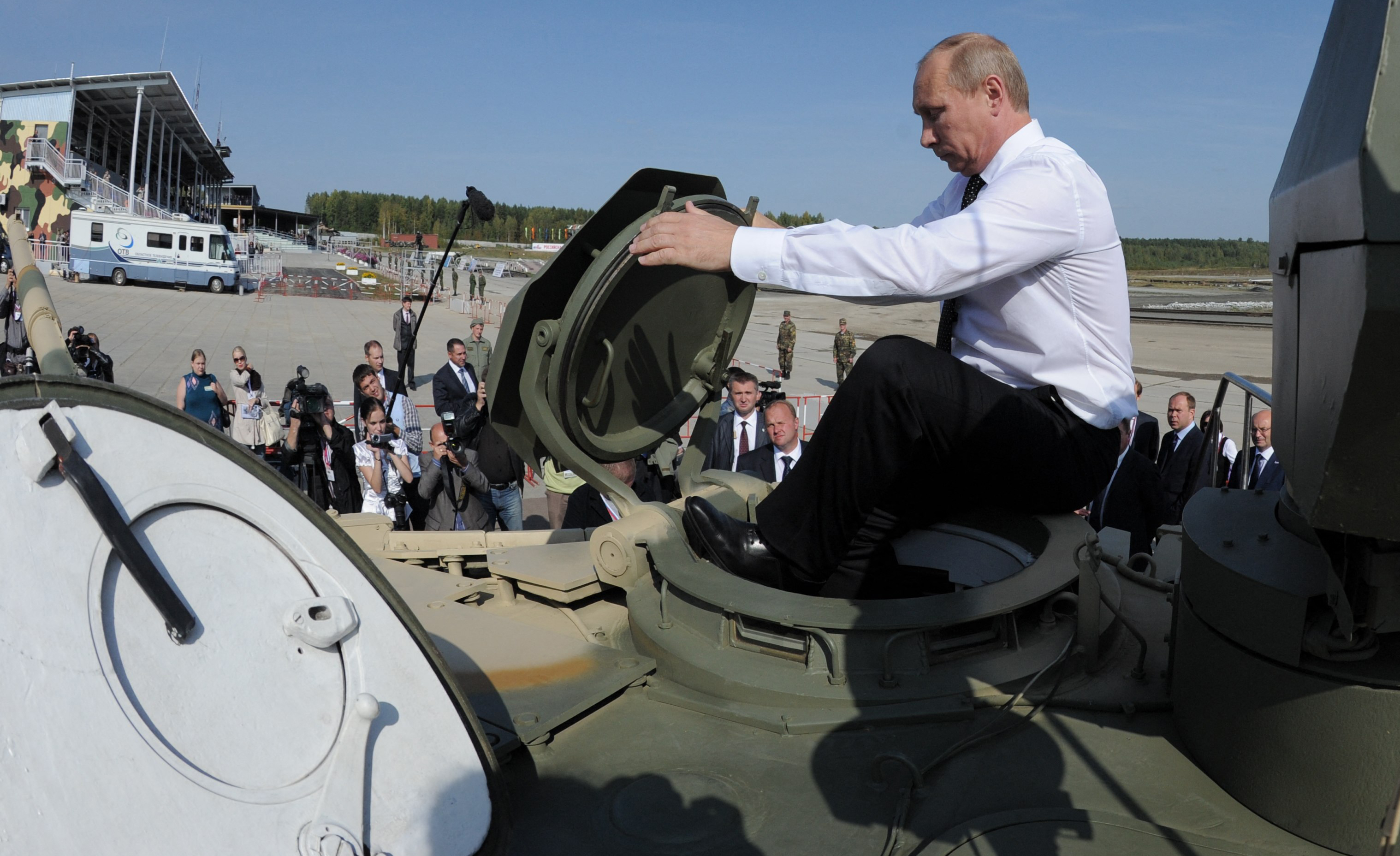 Putin cel Îngrijorat. „Spărgătorul”, „Frumusețea” și „Regata”, mândriile armatei ruse, capturate de ucraineni și studiate atent de NATO