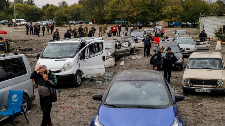 Convoi de mașini civile bombardat în Zaporojie