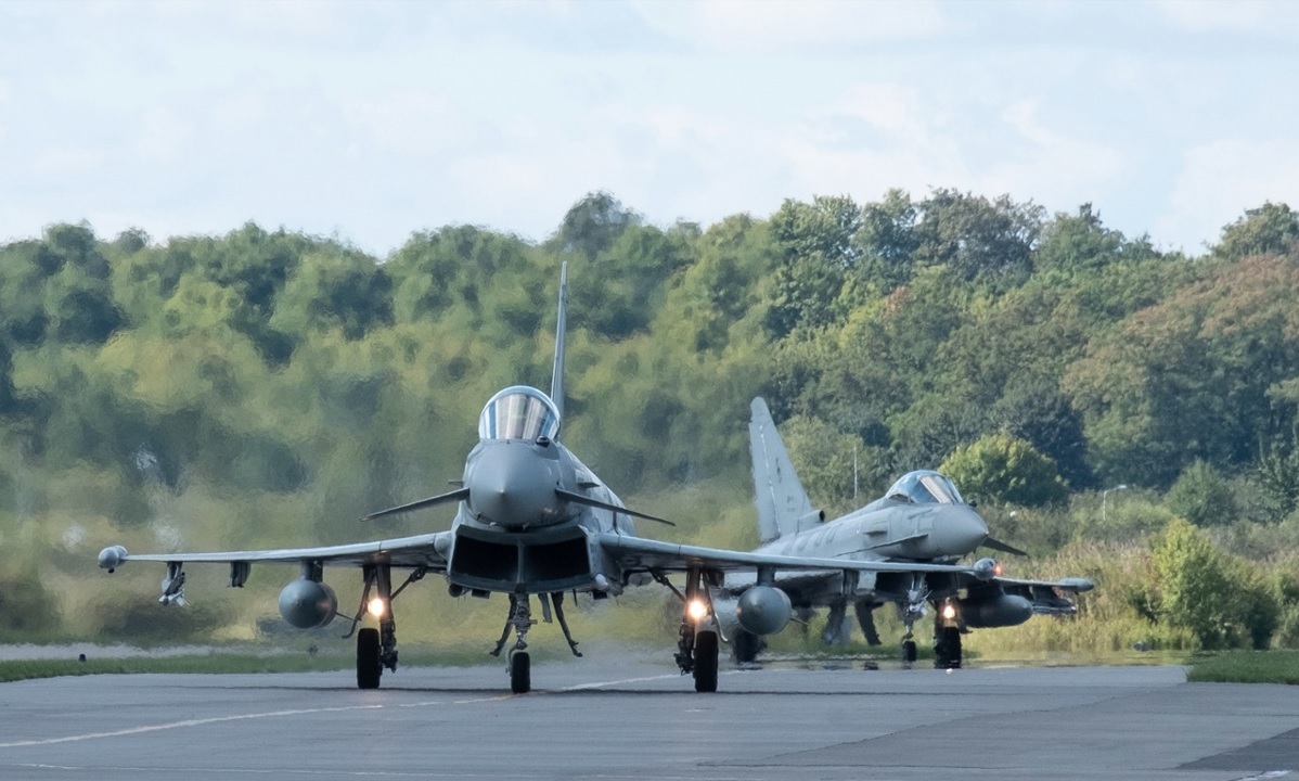 Patru avioane rusești au intrat în spațiul aerian al Poloniei și Suediei