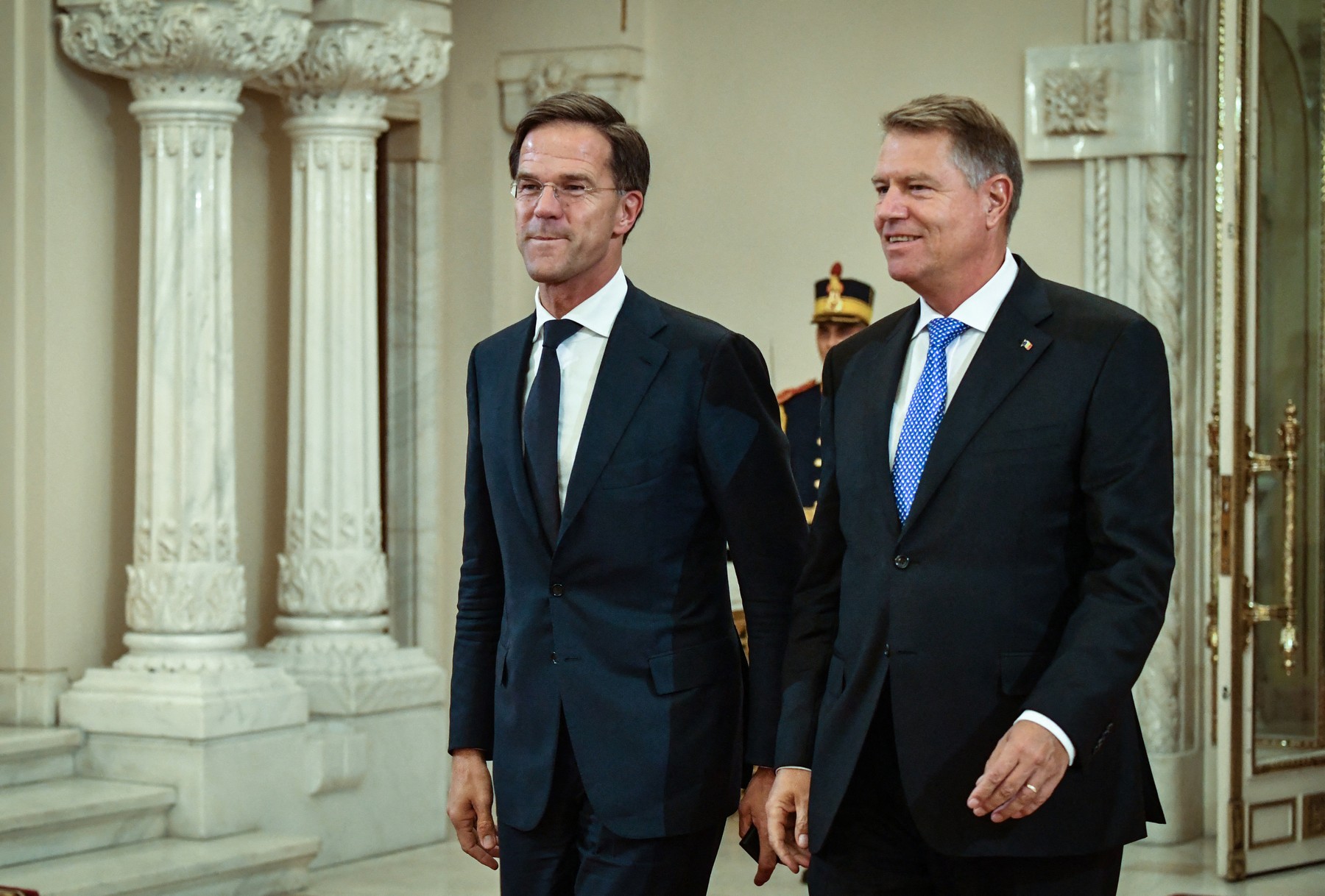 „Finalul unui fals suspans”. Cum comentează agențiile de presă anunțul lui Iohannis că nu mai candidează la șefia NATO
