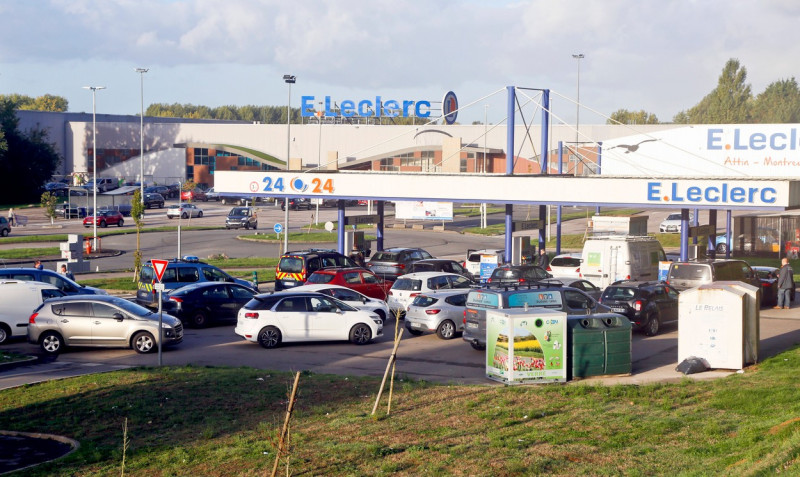 No fuel France. France runs out of petrol and diesel due to industrial action.