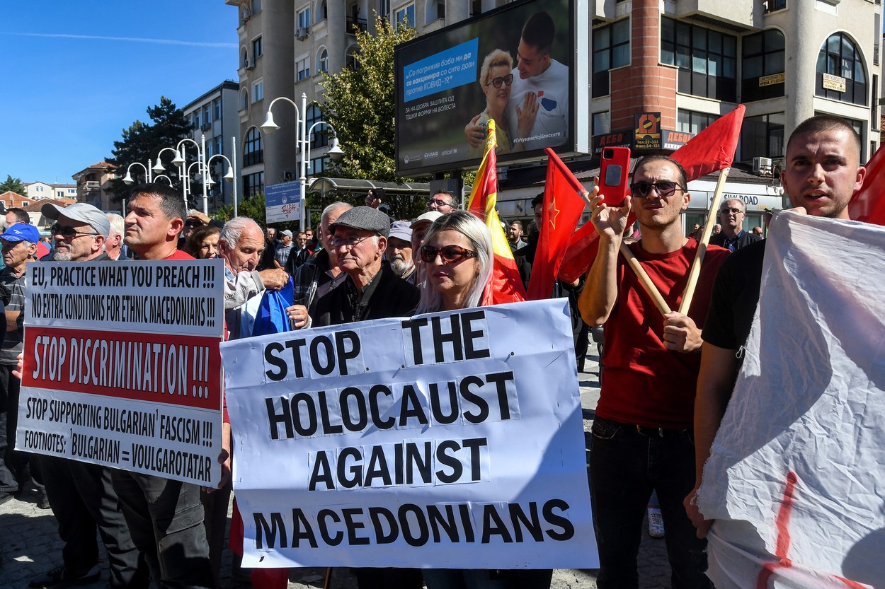 Noi tensiuni între Bulgaria și Macedonia de Nord. Numele primit de un centru cultural bulgar i-a scos pe macedoneni în stradă