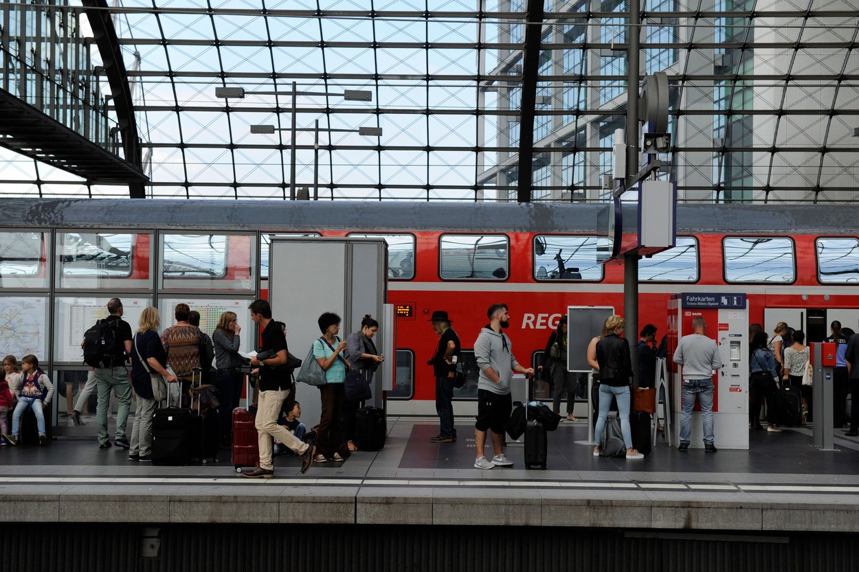 Trenurile din nordul Germaniei au fost sabotate. Circulația a fost oprita 3 ore