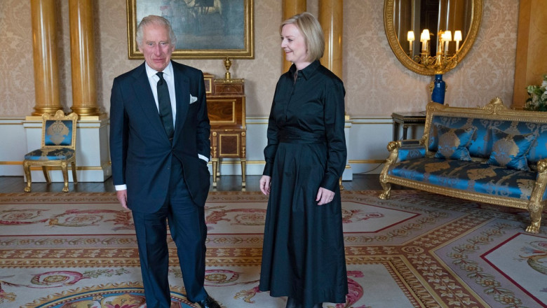 regele charles si liz truss