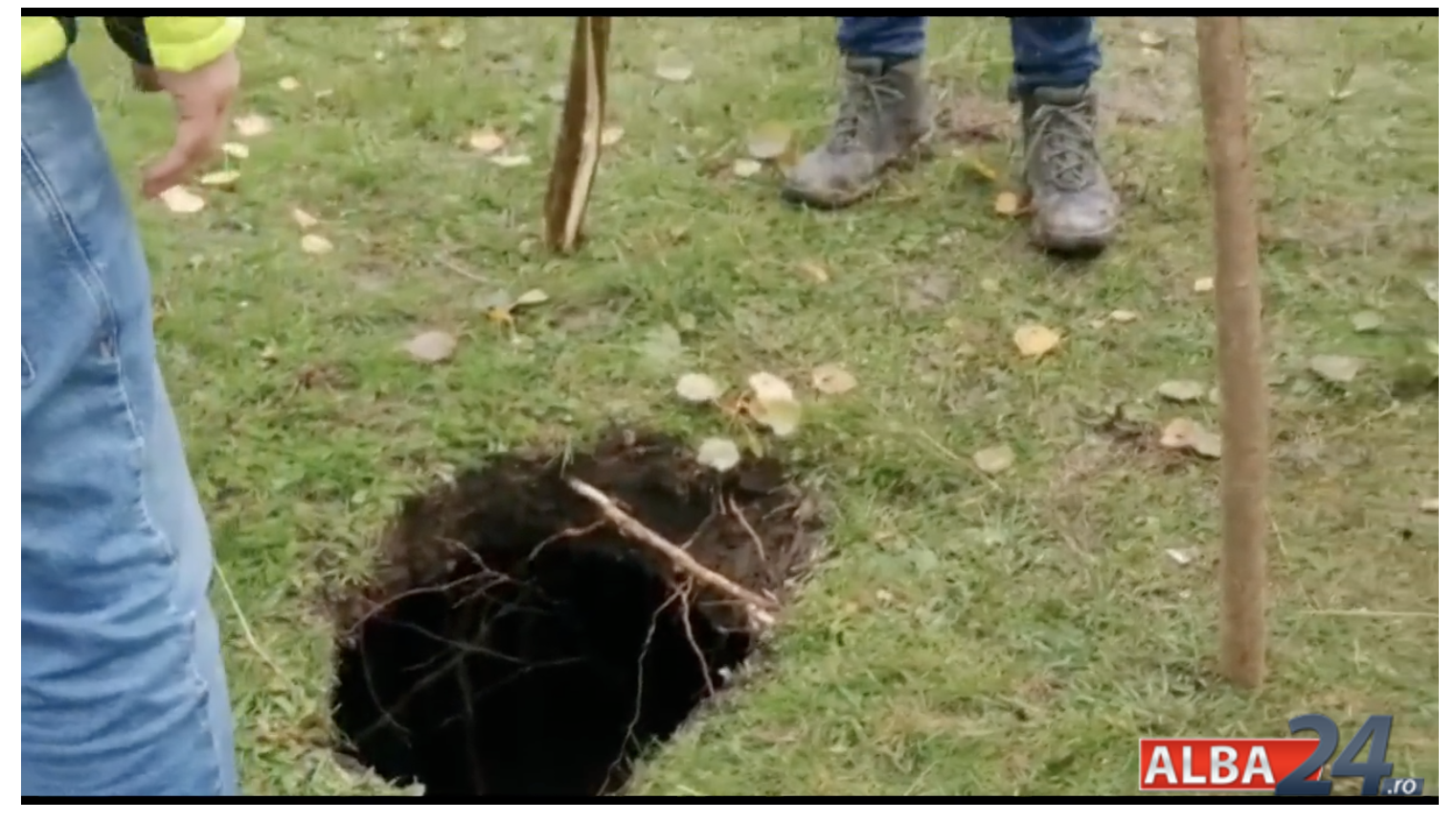 Cum arată gaura formată în barajul de la Roșia Montană. „Va trebui golit tot barajul, lăsat la uscat”