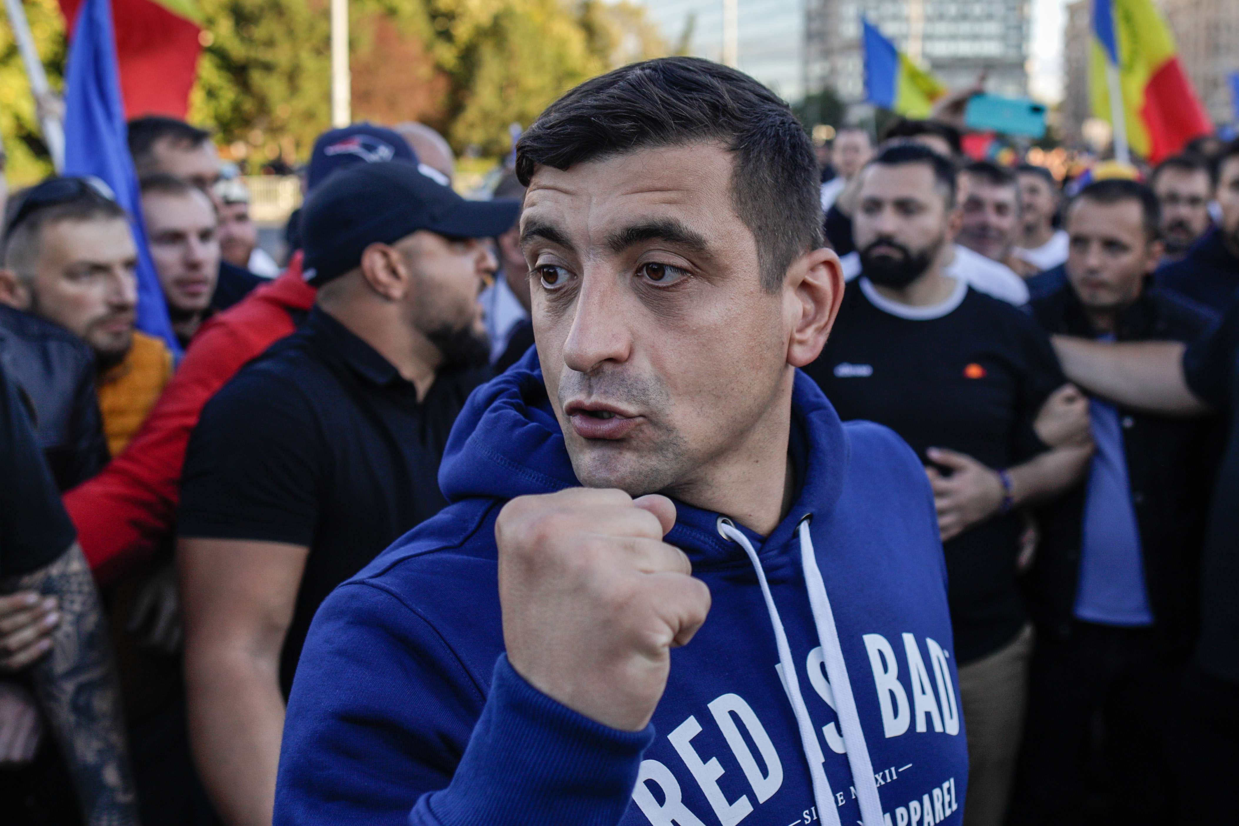 Deputatul PNL Alexandru Muraru îl face „putinist” și „troll” al Kremlinului pe George Simion. „Avem și noi un mic Putin al nostru”