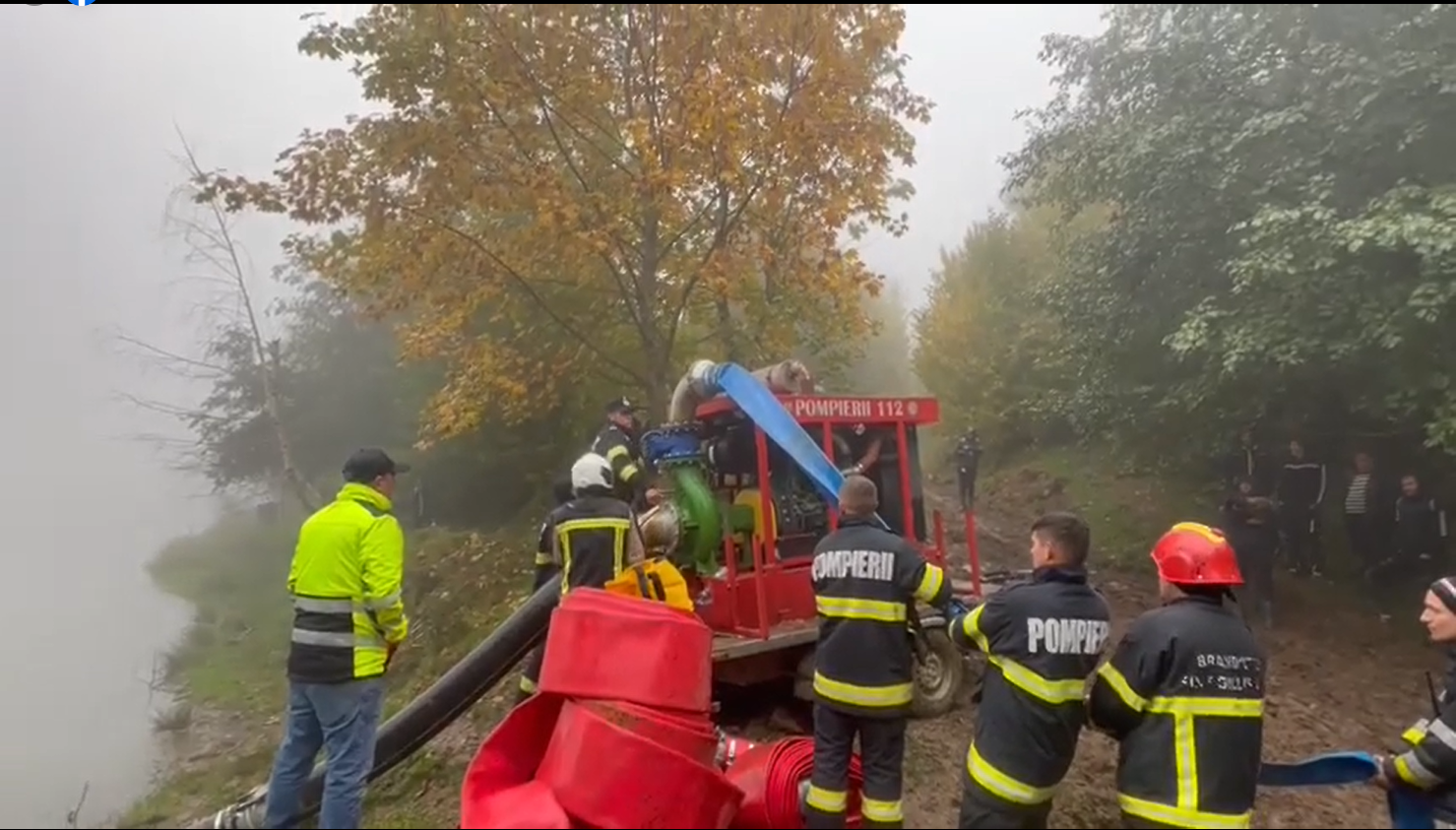 Apele din lacul Tăul Mare, care amenință localnicii din Roșia Montană, au scăzut
