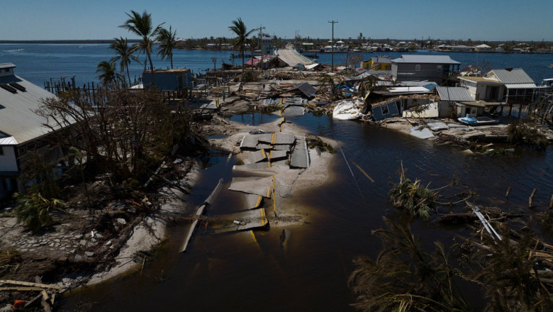 Florida este de nerecunoscut după uraganul Ian, clădirile principale nu mai  sunt. Salvatorii încă găsesc cadavre printre ruine | Digi24
