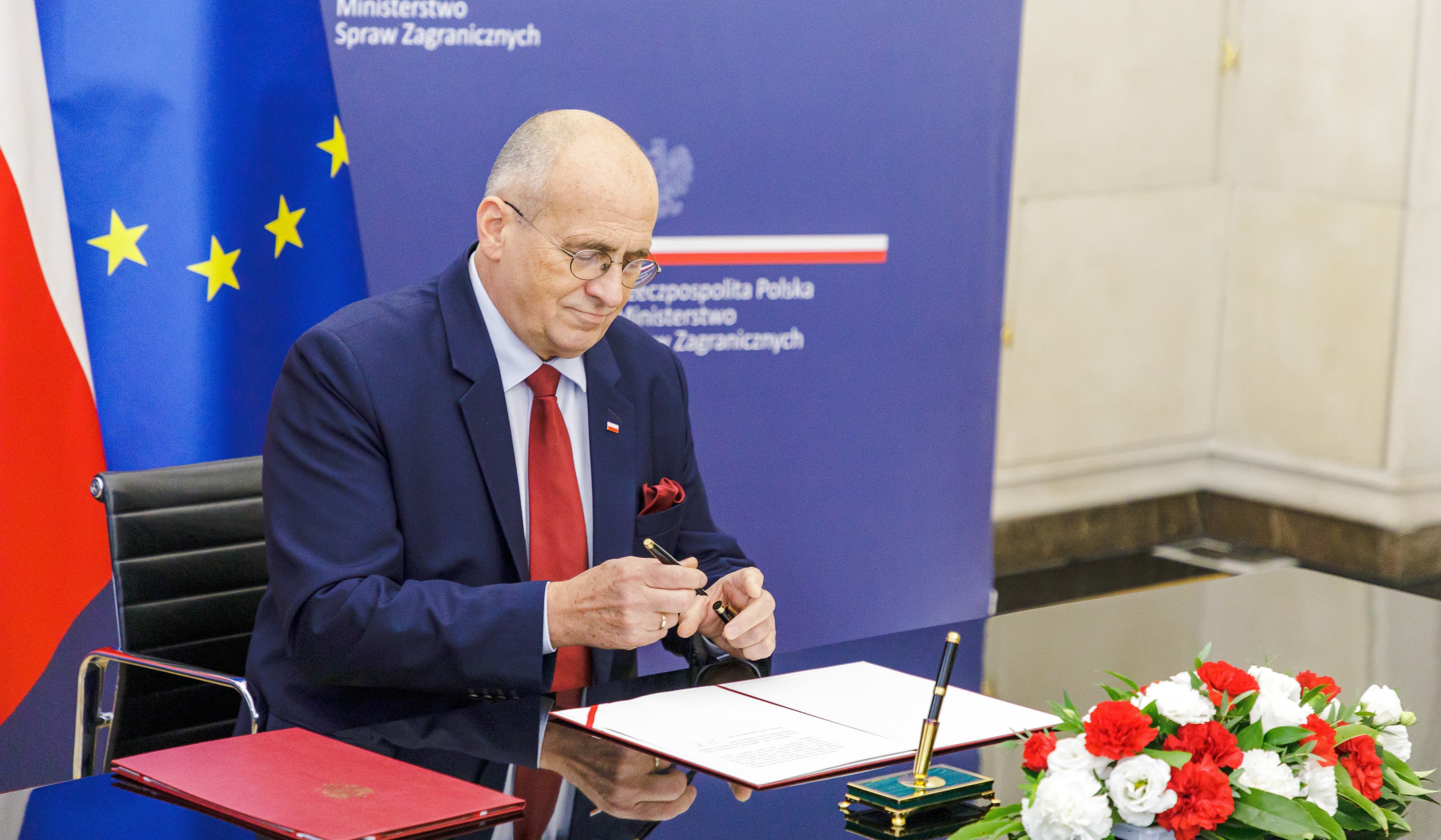 Polonia notifică oficial Germania pentru despăgubiri din Al Doilea Război Mondial. Ce sumă colosală pretinde Varșovia de la Berlin