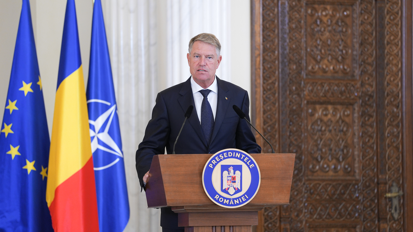Klaus Iohannis participă la Forumul pentru Pace de la Paris