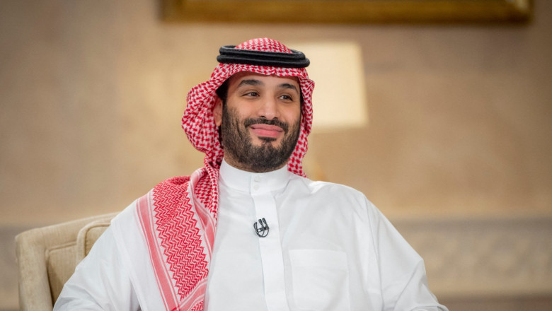 Mohammed bin Salman zâmbește
