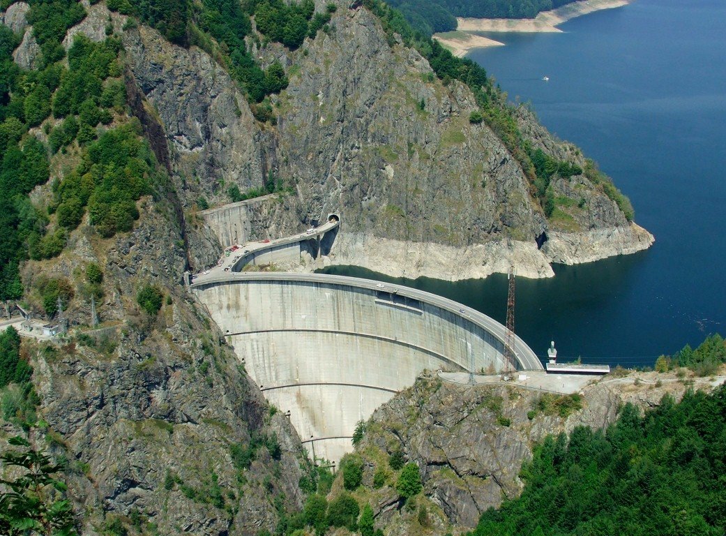 După pericolul de la Roșia Montana, toate barajele din România vor fi verificate