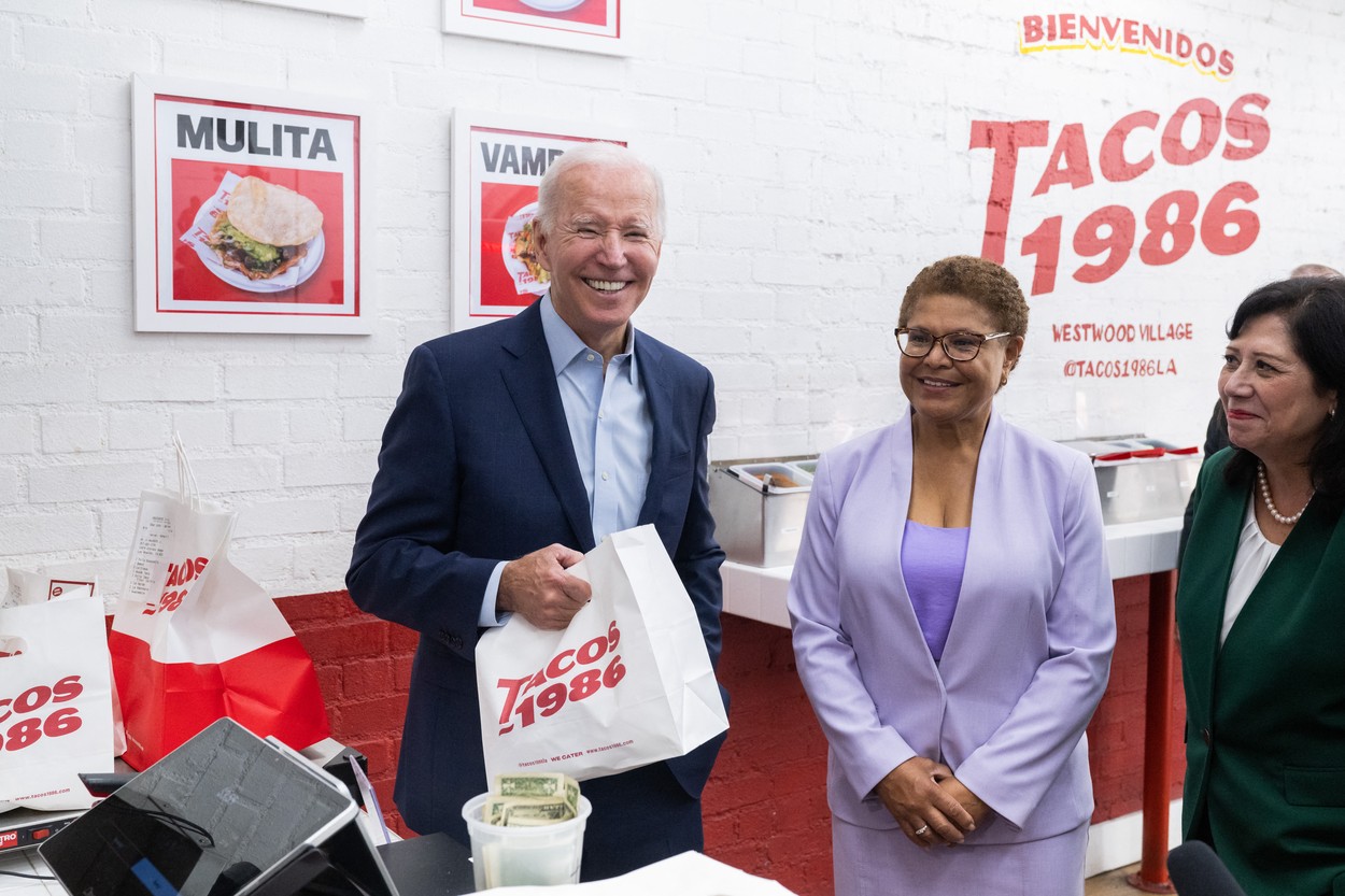 Joe Biden și-a cumpărat mâncare mexicană și a plătit de patru ori mai mult. Reacția chelnerului