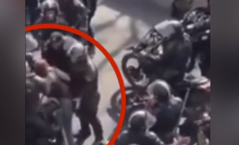 VIDEO. Furie în Iran, după ce un polițist a fost filmat când agresează sexual o tânără care protesta