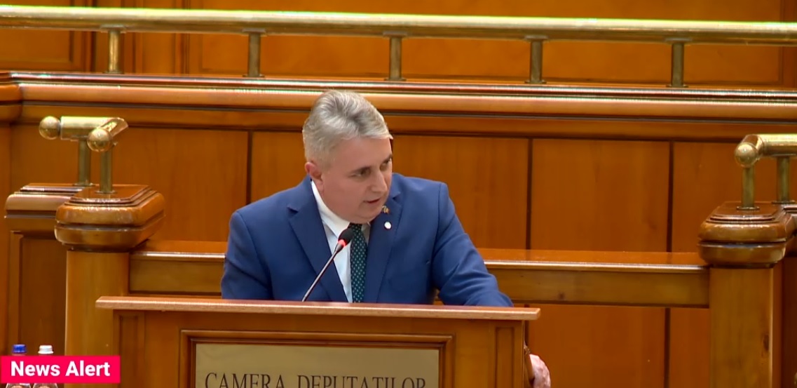Scandal Bode-Drulă la moțiunea USR: Sunteți cunoscut pentru operațiunea ranga, Securilă Microfon/ Demiterea lui Bode, act de patriotism