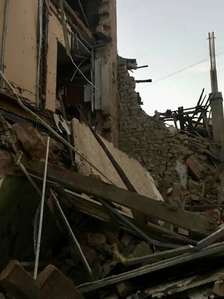 Explozii în Kiev. Atacurile rușilor provoacă pene de curent în toată Ucraina. Zelenski: „30% din centralele țării au fost distruse”