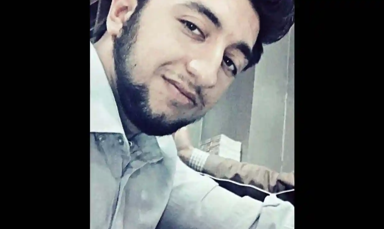 Talibanii au torturat și ucis un student pentru că era homosexual. Au trimis apoi familiei filmarea cu execuția