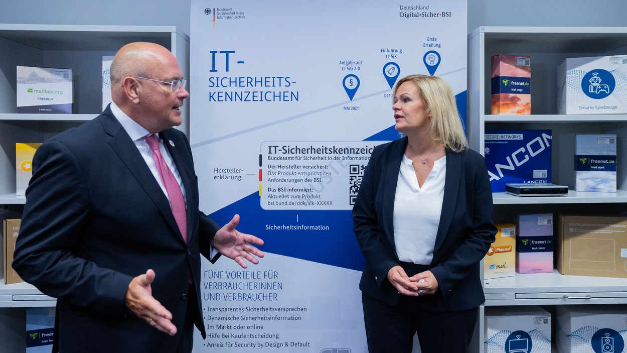 Șeful cyber securității din Germania, pe punctul de a fi dat afară din cauza unor legături suspecte cu Rusia