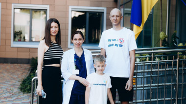 Oksana Leontieva, doctorita din kiev impreuna cu familia