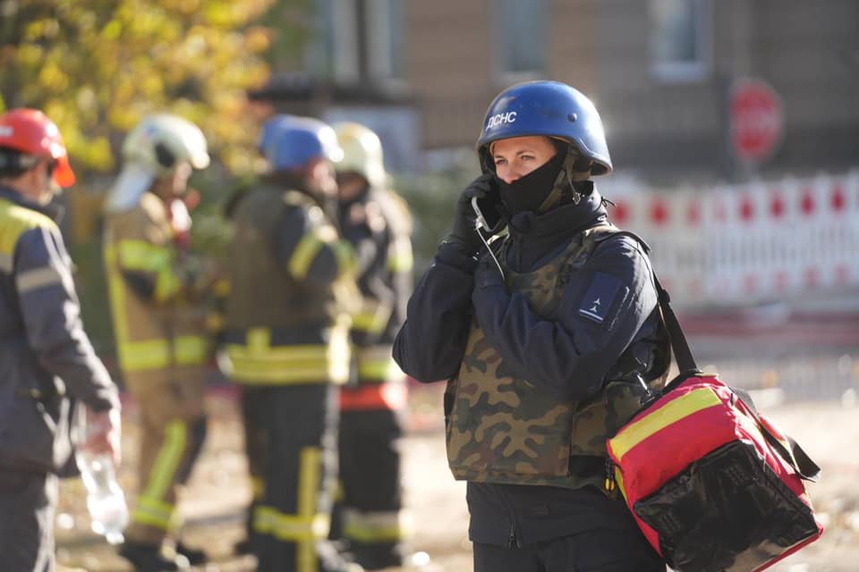 România va instrui medici ucraineni pentru front. Ciucă: „Este o nouă contribuție importantă a României pentru sprijinirea Ucrainei”