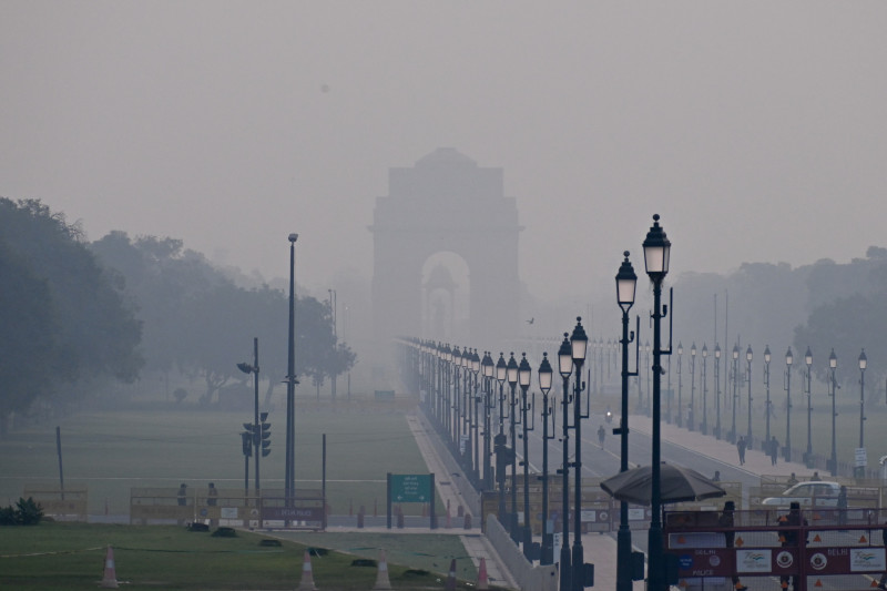 India: Pollution level soars after Diwali festival in New Delhi