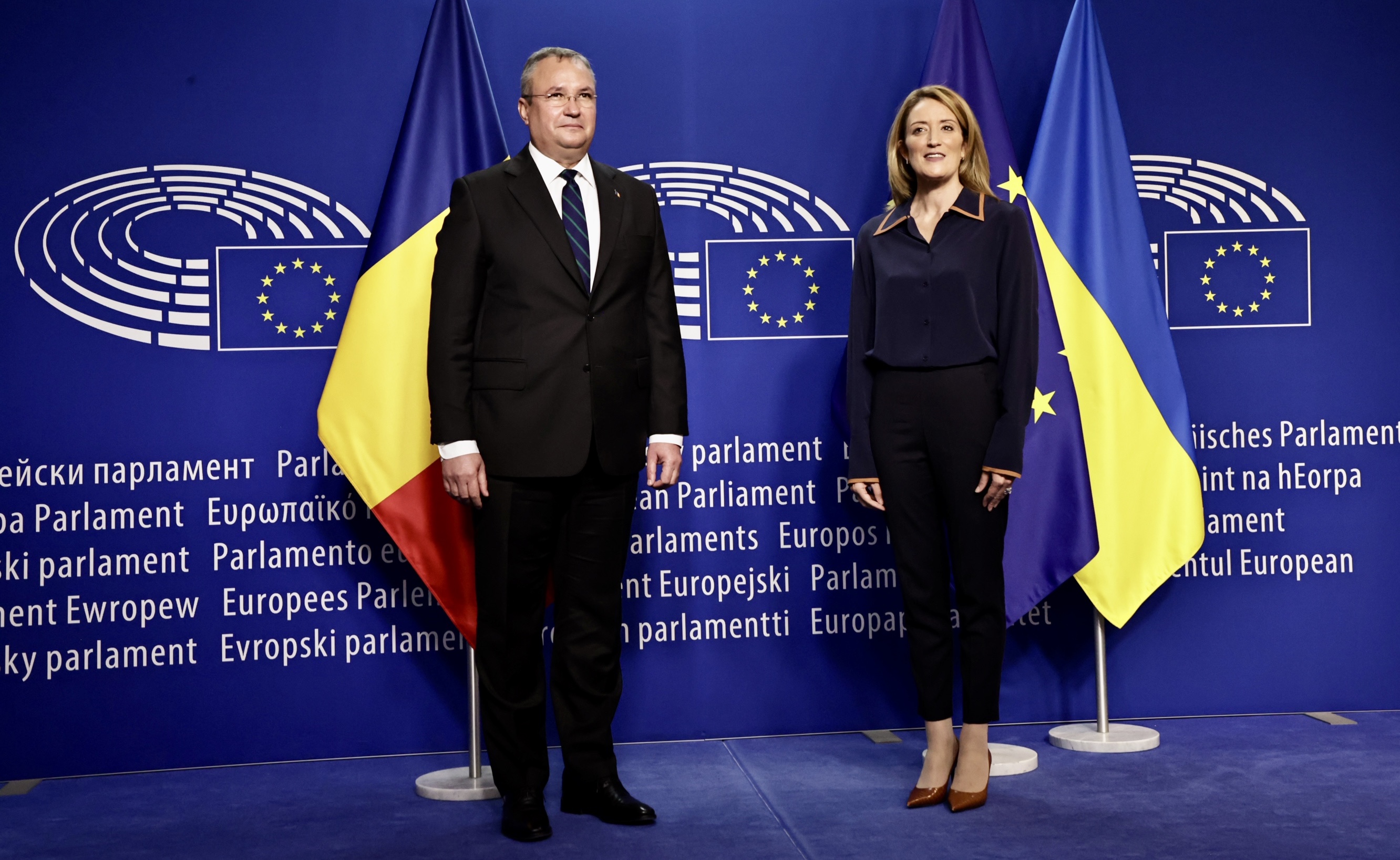 Nicolae Ciucă a discutat cu președinta Parlamentului European, Roberta Metsola, despre aderarea României la Schengen