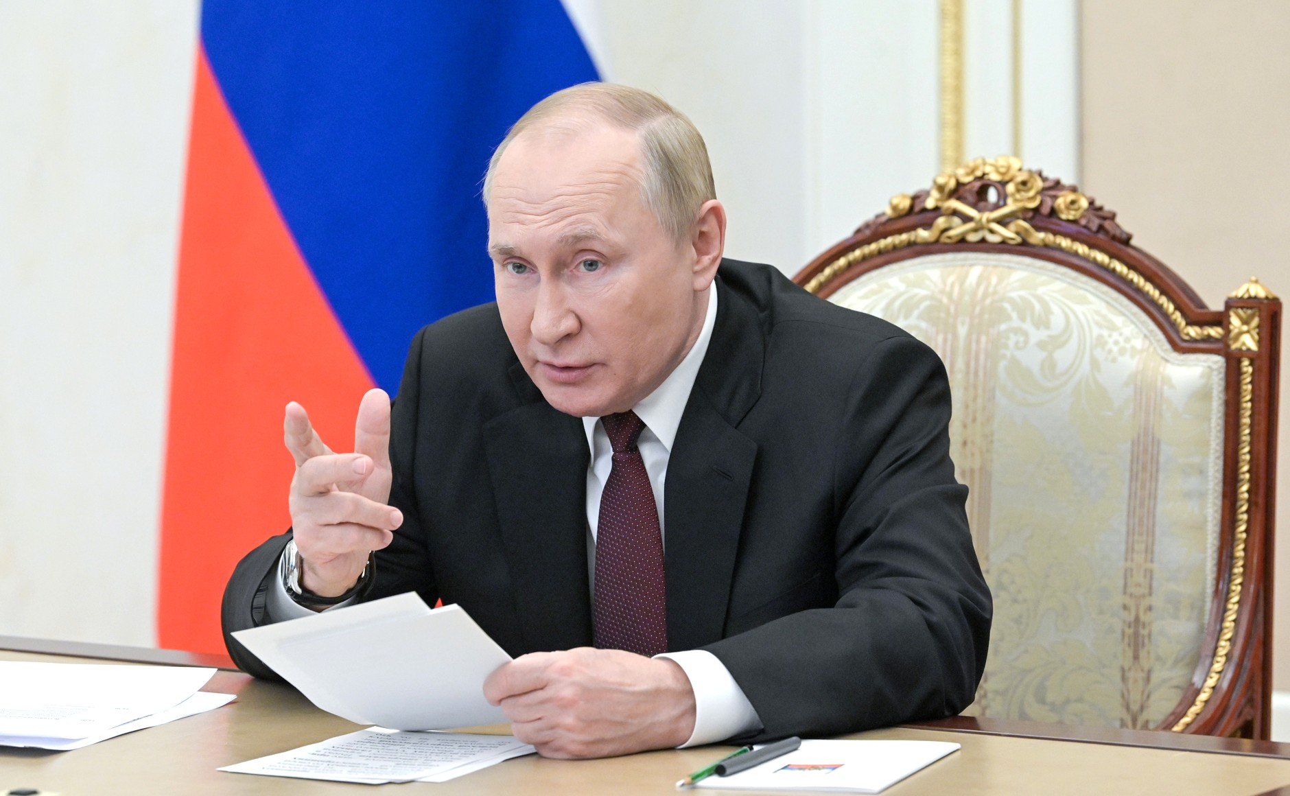 „Potențialul unui conflict mondial rămâne extrem de ridicat”. Putin acuză și el Ucraina că plănuiește folosirea „bombei murdare”
