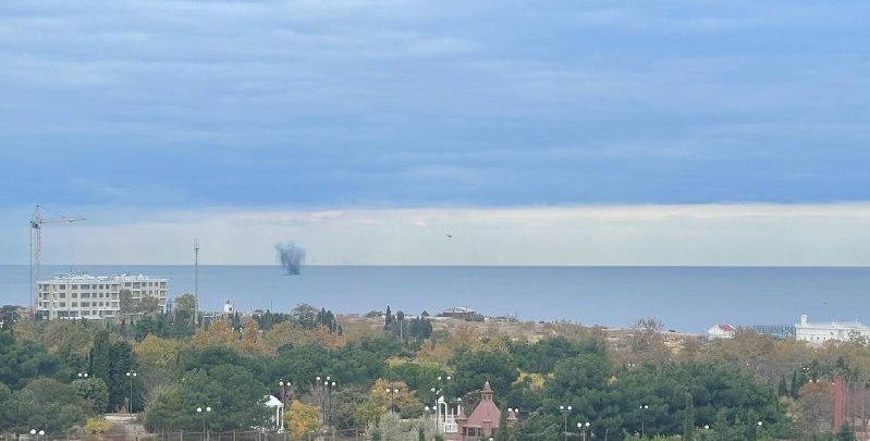 Atac cu dronă în golful Sevastopol. 4 milioane de ucraineni stau fără curent din cauza atacurilor asupra infrastructurii energetice