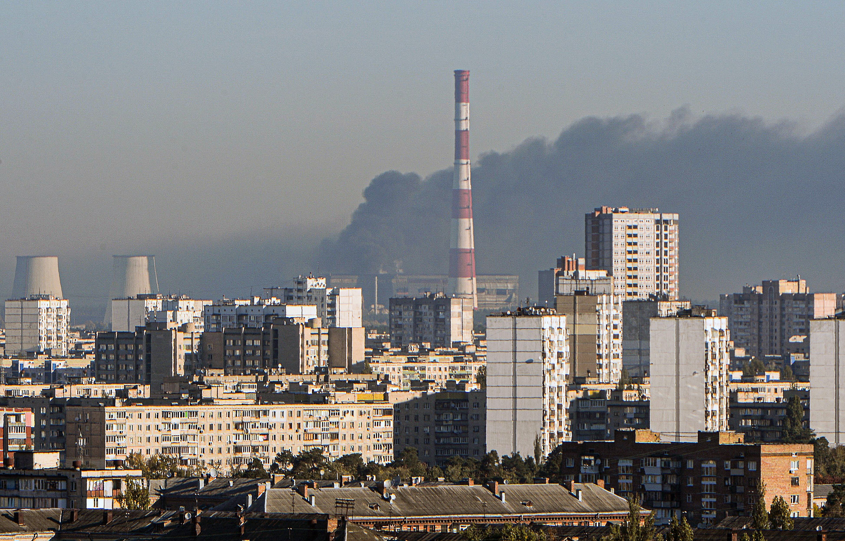 Rusia a lovit cu peste 300 de rachete infrastructura de energie a Ucrainei
