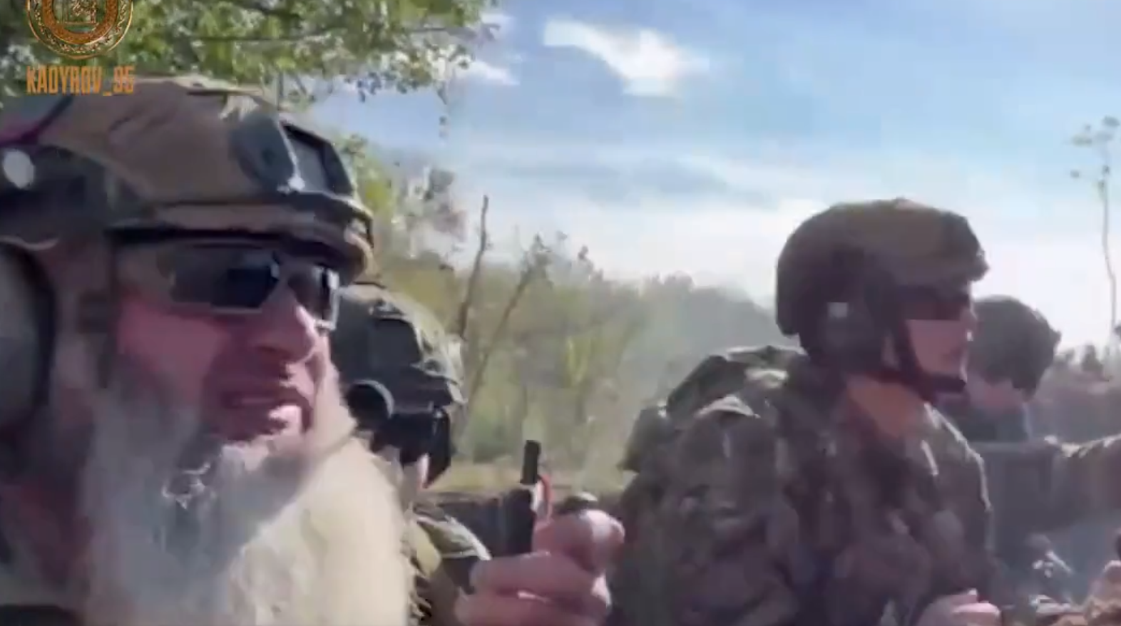 Ramzan Kadîrov a publicat o filmare cu copiii lui minori în tranșeele din Ucraina