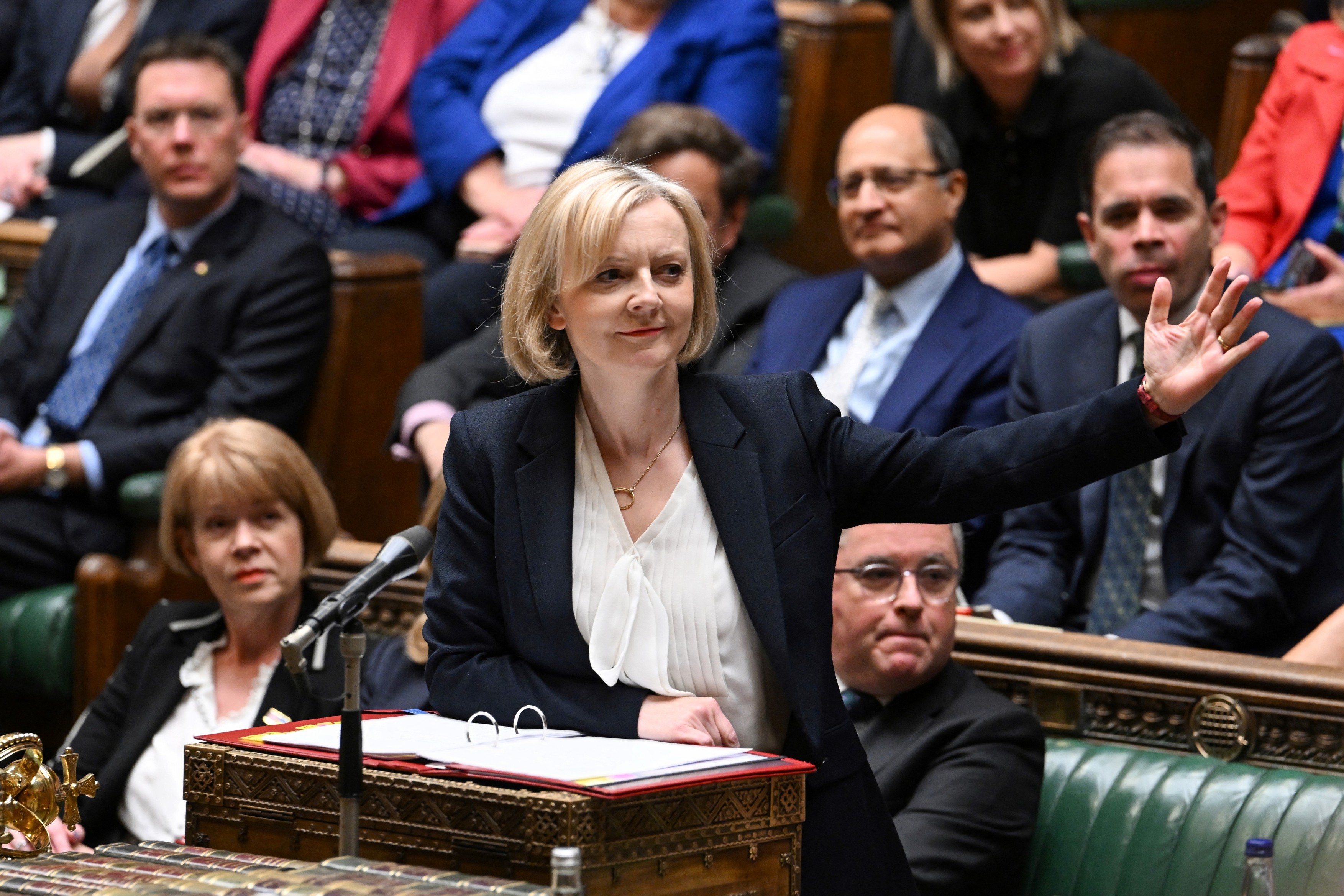 Criză politică fără sfârșit în Marea Britanie. Liz Truss are șanse mici să mai rămână premier, spune un parlamentar din partidul său