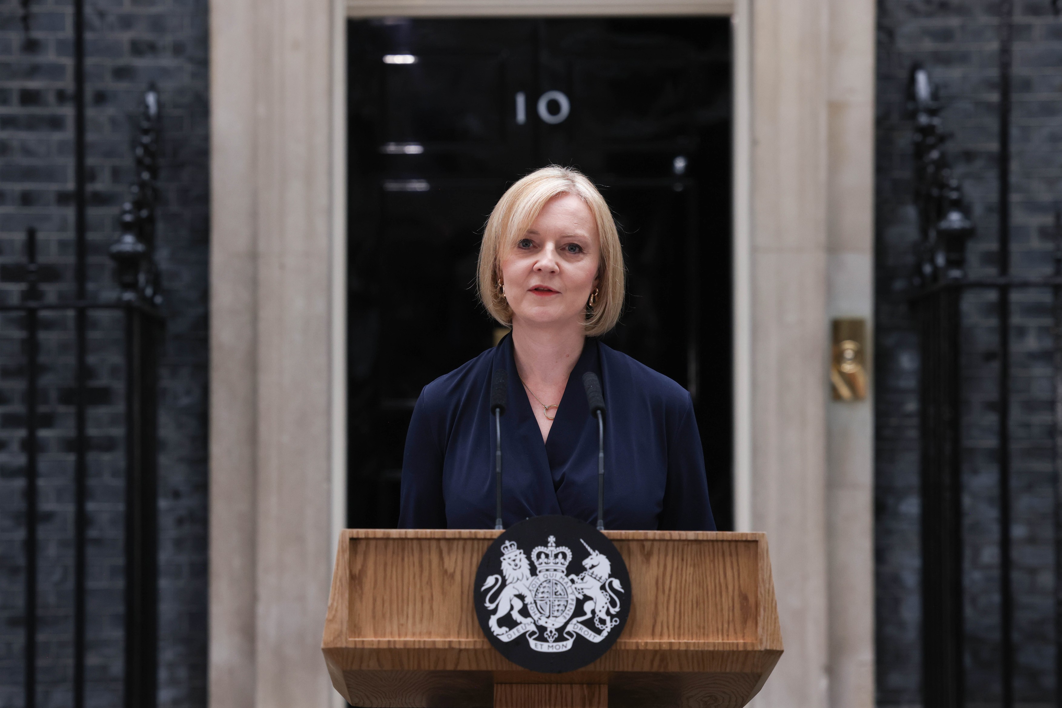Liz Truss a demisionat din funcția de prim-ministru al Marii Britanii