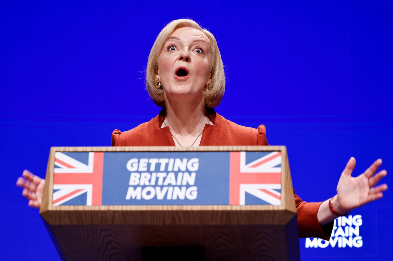 Cea mai scurtă guvernare din istoria UK. Ce recorduri a reușit Liz Truss să bată cu mandatul său de 44 de zile