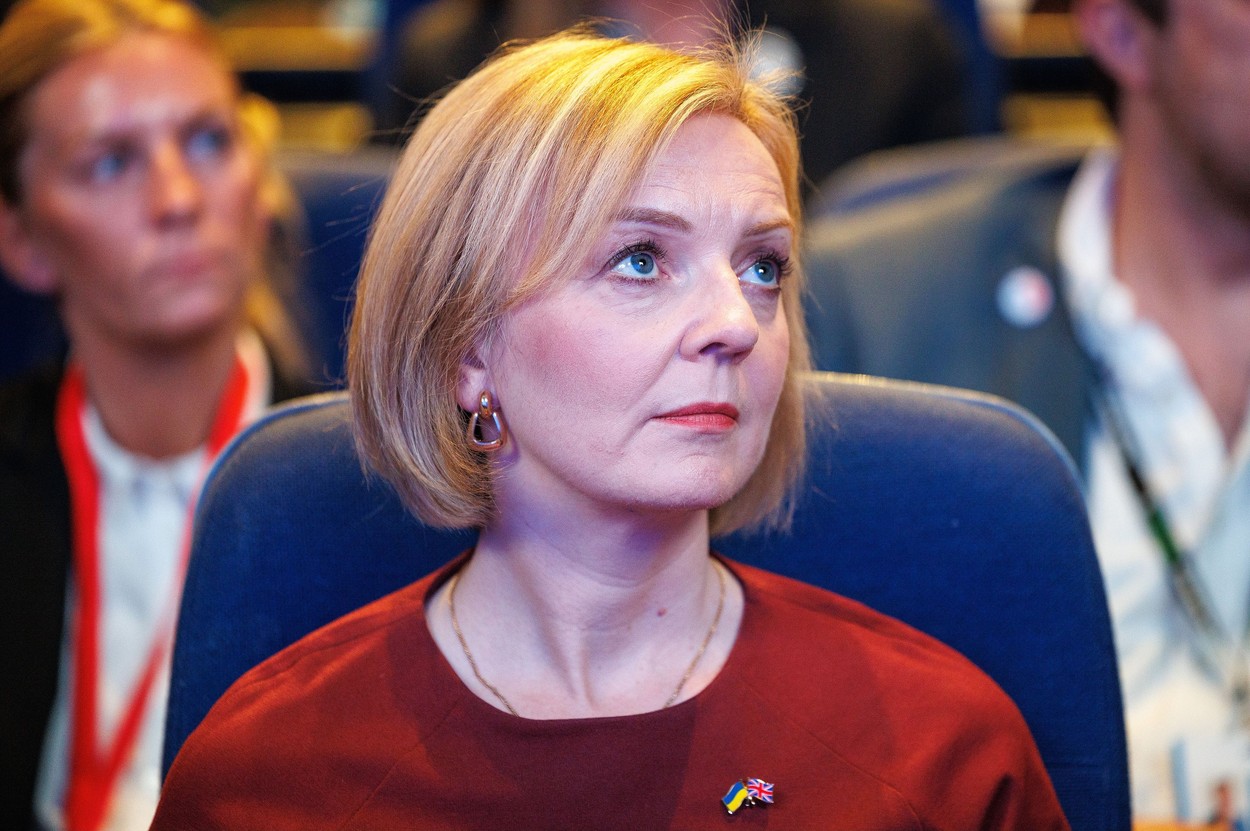 Mesajul ironic de la Moscova, după demisia lui Liz Truss: „Felicitări lăptucii”