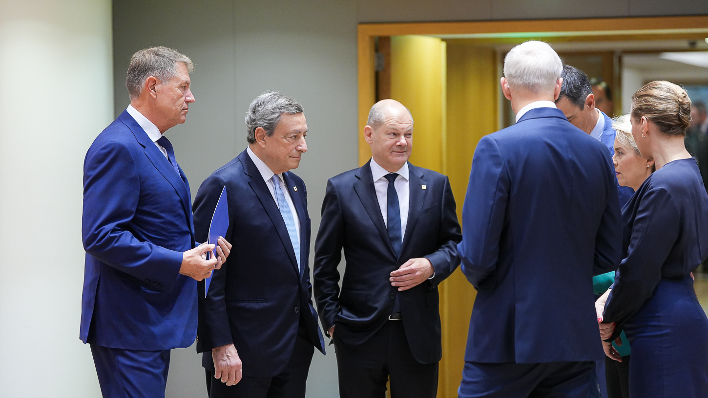 Klaus Iohannis a cerut „o abordare coordonată și rapidă la nivel european” pentru o reducere durabilă a prețurilor la energie