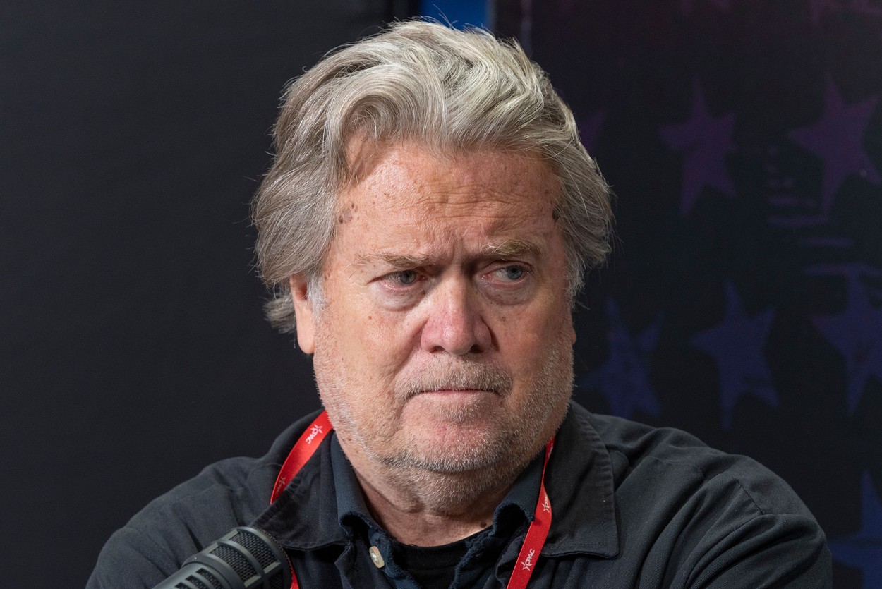 Steve Bannon, fost consilier principal al lui Trump, a fost condamnat la închisoare