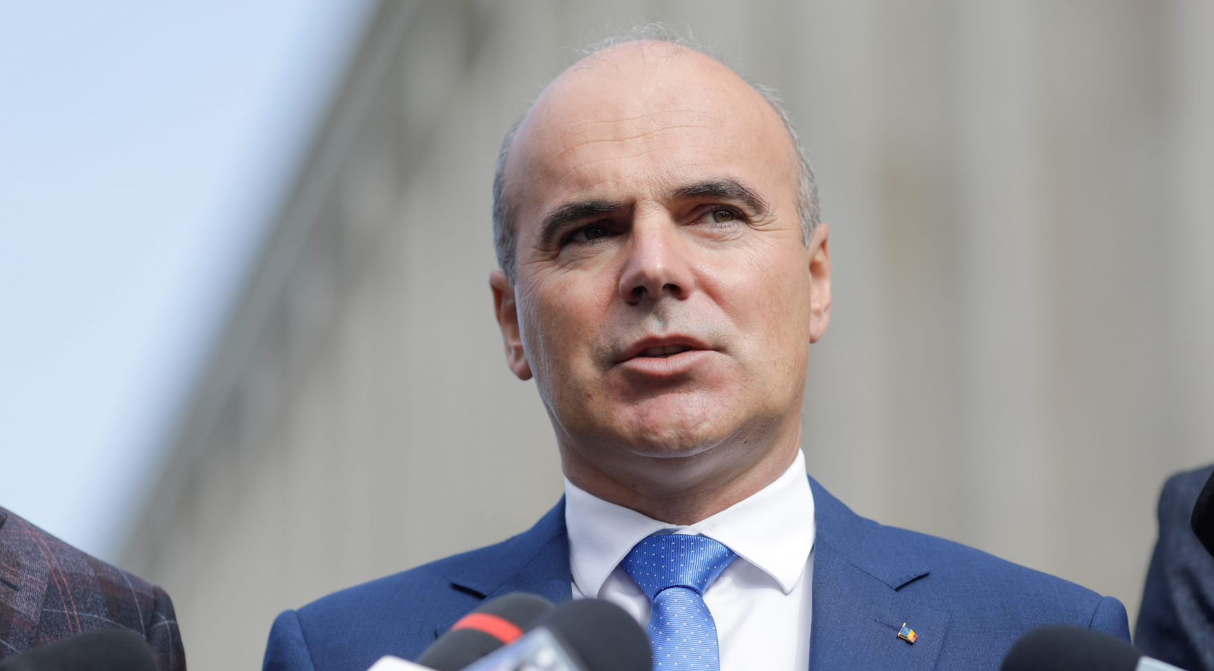 Surse: Rareș Bogdan, audiat la DNA în dosarul Romarm